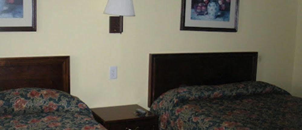 Rivers Inn Fort Madison Extérieur photo